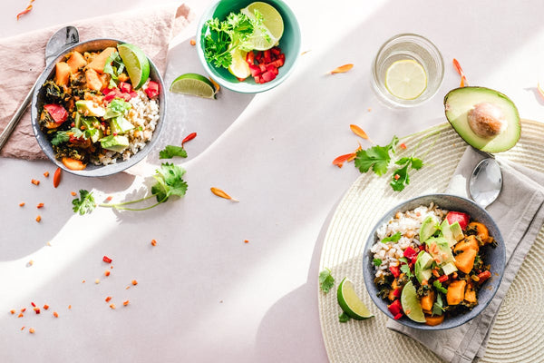 Comida saludable y equilibrada - enzimas digestivas qué son y cómo funcionan